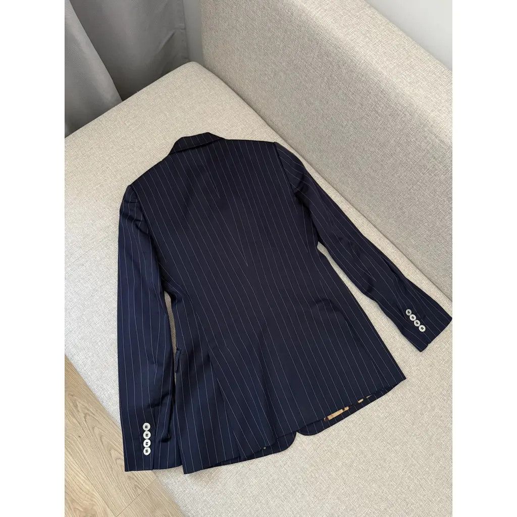 Dolce & Gabbana Dolce & Gabbana Vintage Navy Pinstripe Blazer Size IT40 Size S / US 4 / IT 40 - 3 Thumbnail