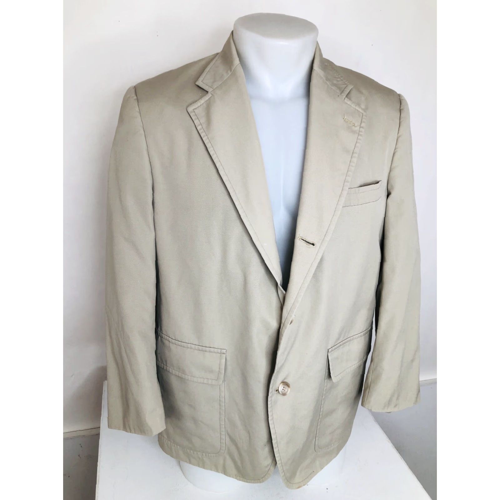Brooks Brothers BROOKS BROTHERS / VINTAGE Mens 40 Short Blazer SportCoat Jacket Made in USA Beige 27.5" 21.5" 20" Pit to Pit Mens Size US 40 / EU 56 - 3 Thumbnail