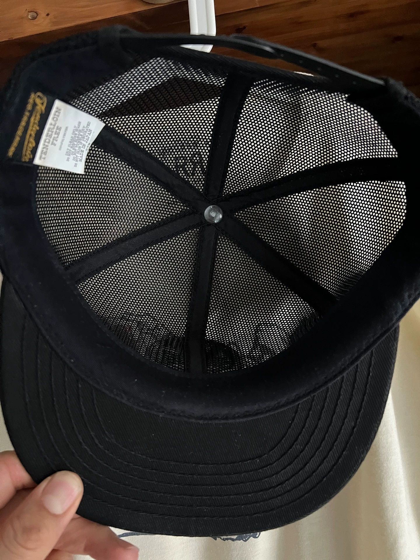 Tenderloin Tenderloin Mesh Round Logo Trucker Cap Japan Vintage Mint Size ONE SIZE - 6 Thumbnail