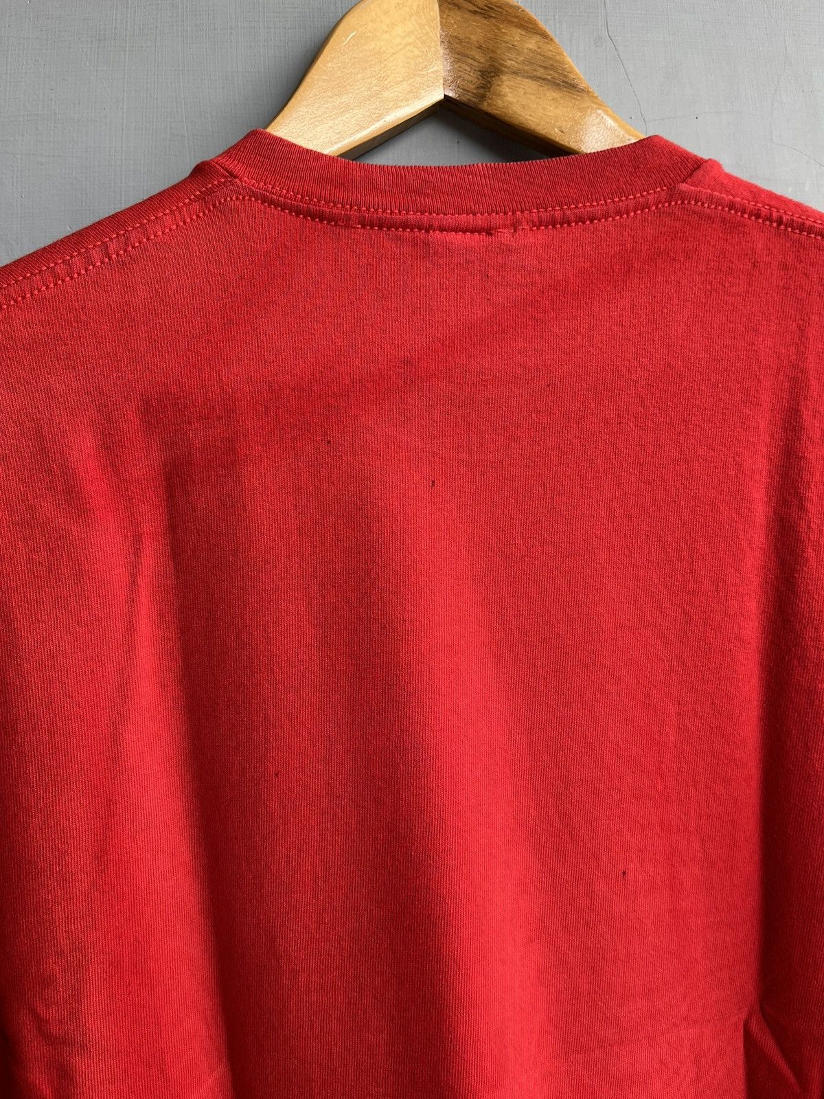 Supreme Supreme Red Tonal Box Logo 2003 Vintage Size US L / EU 52-54 / 3 - 7 Thumbnail