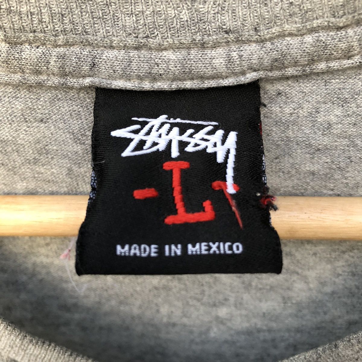 Stussy Vintage Stussy One World One Crew Distressed Grunge tees Size US L / EU 52-54 / 3 - 8 Thumbnail