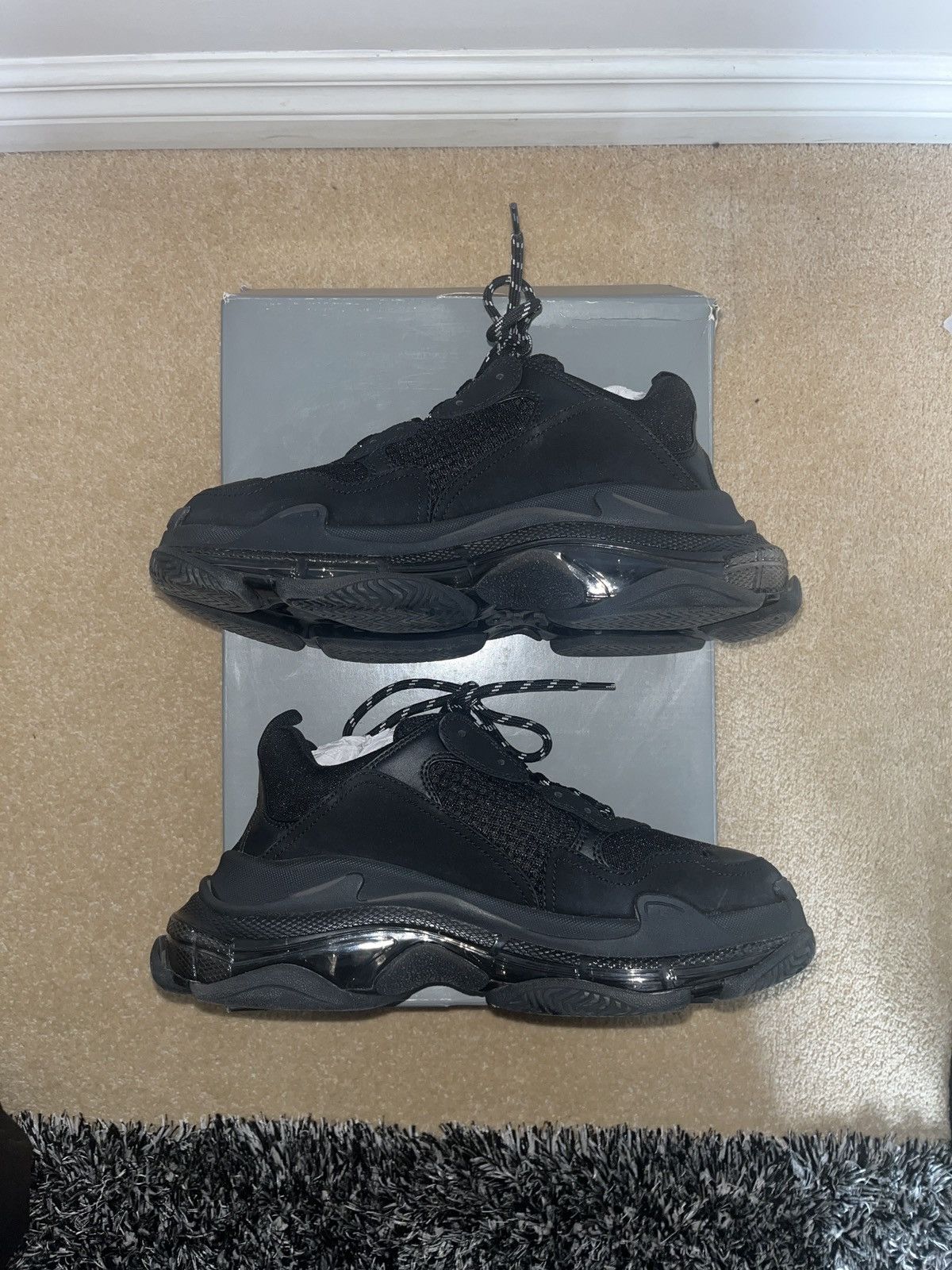 Balenciaga BALENCIAGA TRIPLE S CLEAR SOLE Size US 9 / EU 42 - 2 Thumbnail