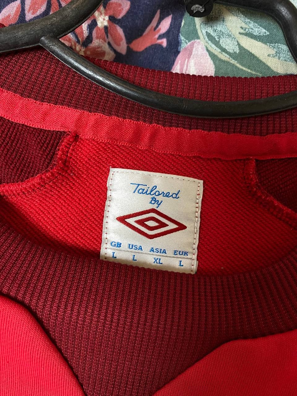 Umbro Wales Training football shirt Size US L / EU 52-54 / 3 - 2 Thumbnail