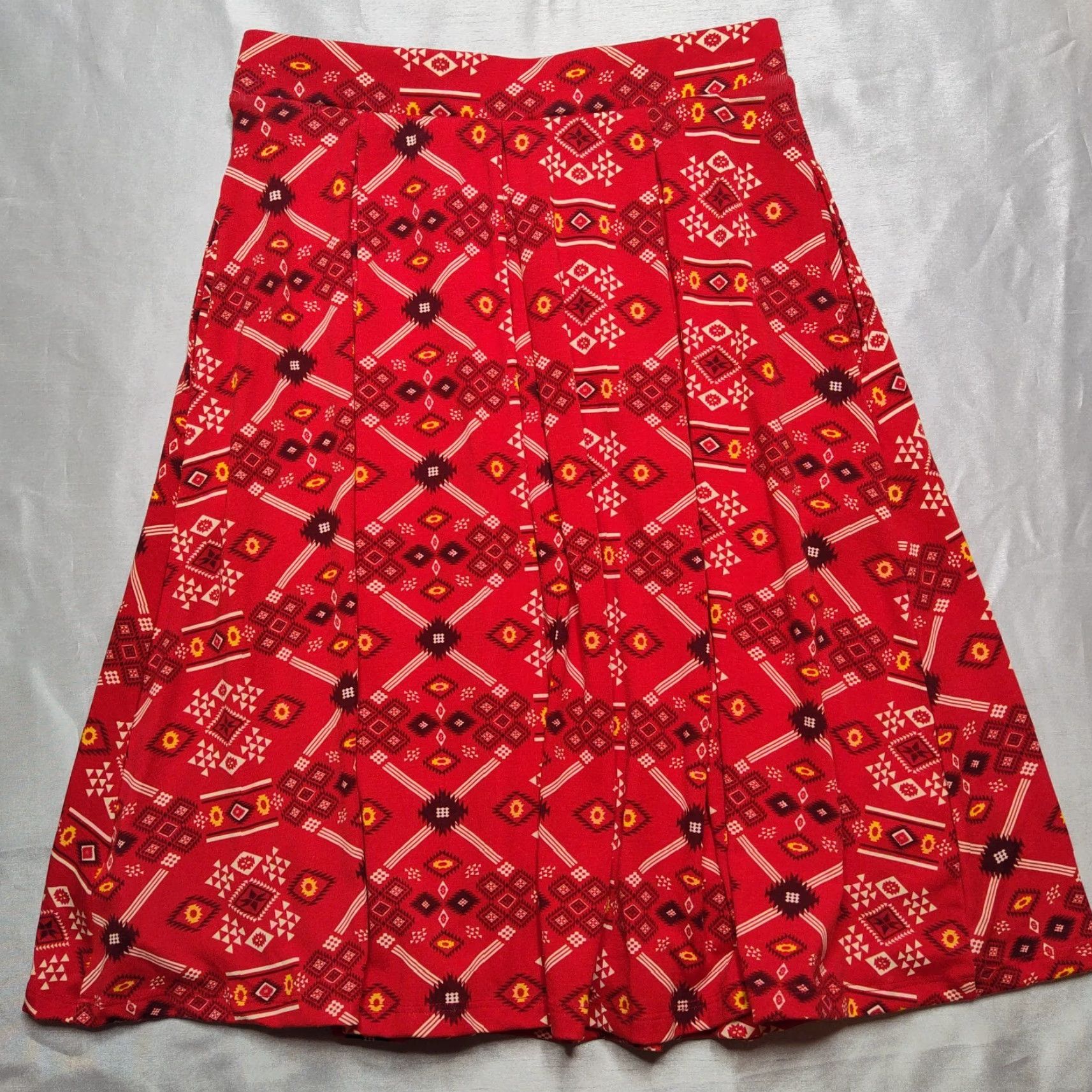 Vintage VINTAGE LuLaRoe Madison Skirt Shirt Category Men? Size 28" / US 6 / IT 42 - 5 Thumbnail