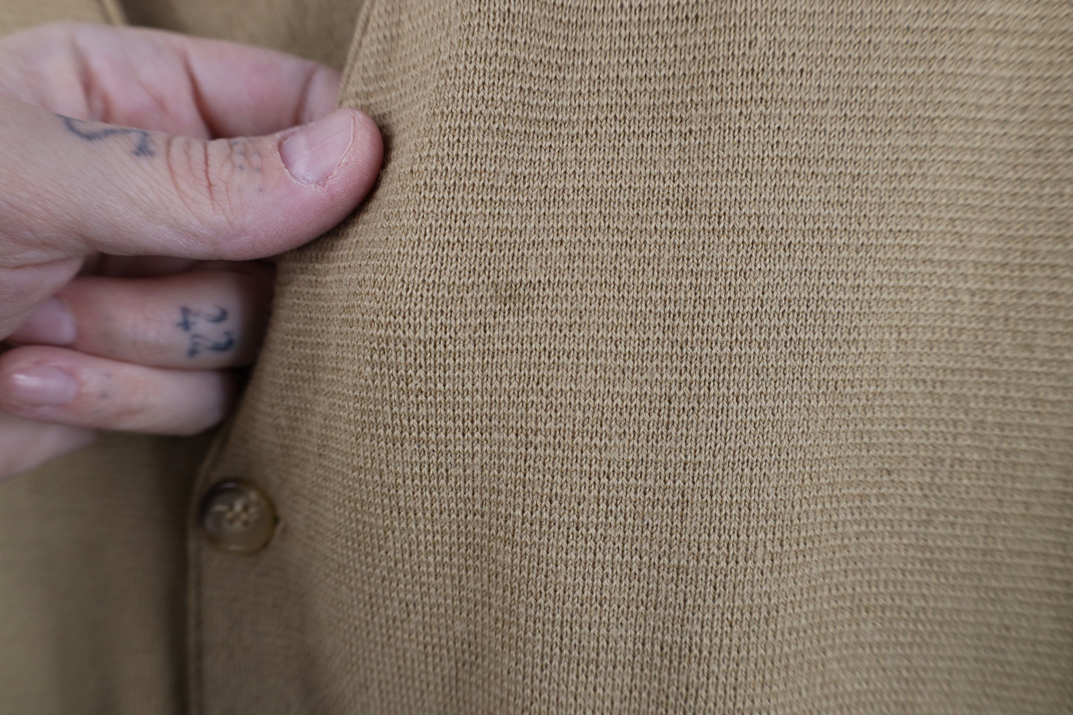 Vintage Vintage 70s Streetwear Blank Wool Blend Knit Sweater Vest Size US L / EU 52-54 / 3 - 9 Thumbnail