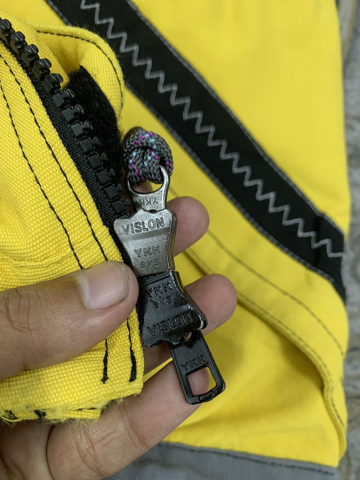 Japanese Brand Vintage Head Exploration Technical Ski Wear Jacket Size US L / EU 52-54 / 3 - 16 Thumbnail