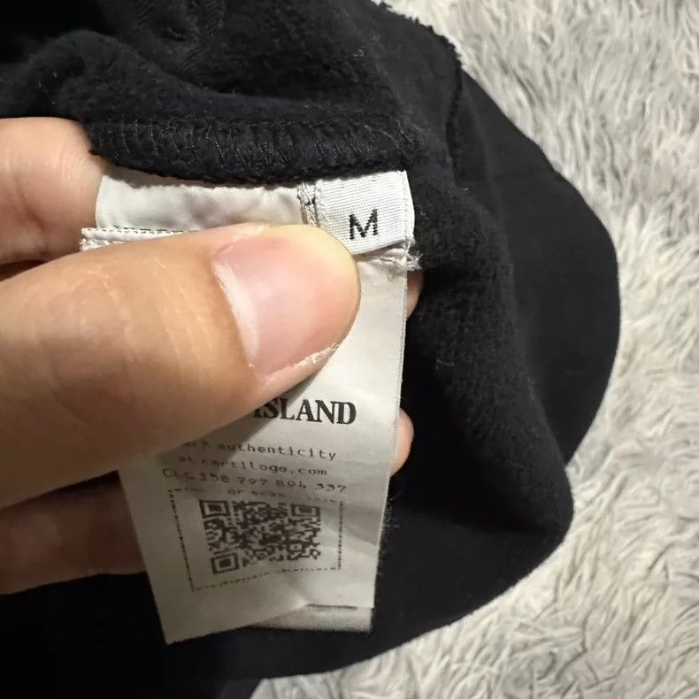 Stone Island Black Stone Island Hoodie in Good Condition -2506 Size US M / EU 48-50 / 2 - 5 Thumbnail