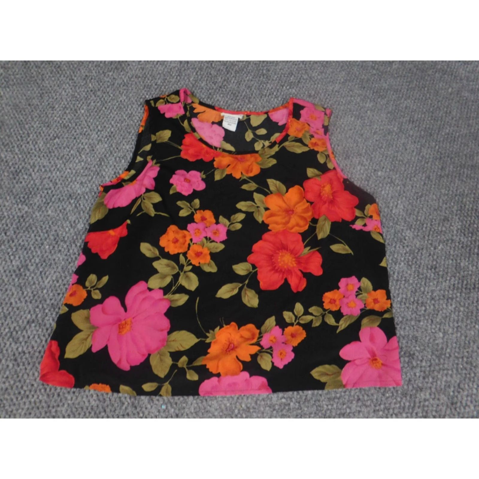 Essentials Modern Essentials Blouse Womens M Black Floral Short Sleeve Crew Neck Pullover Casual Polyester Regular Basic Size M / US 6-8 / IT 42-44 - 2 Thumbnail