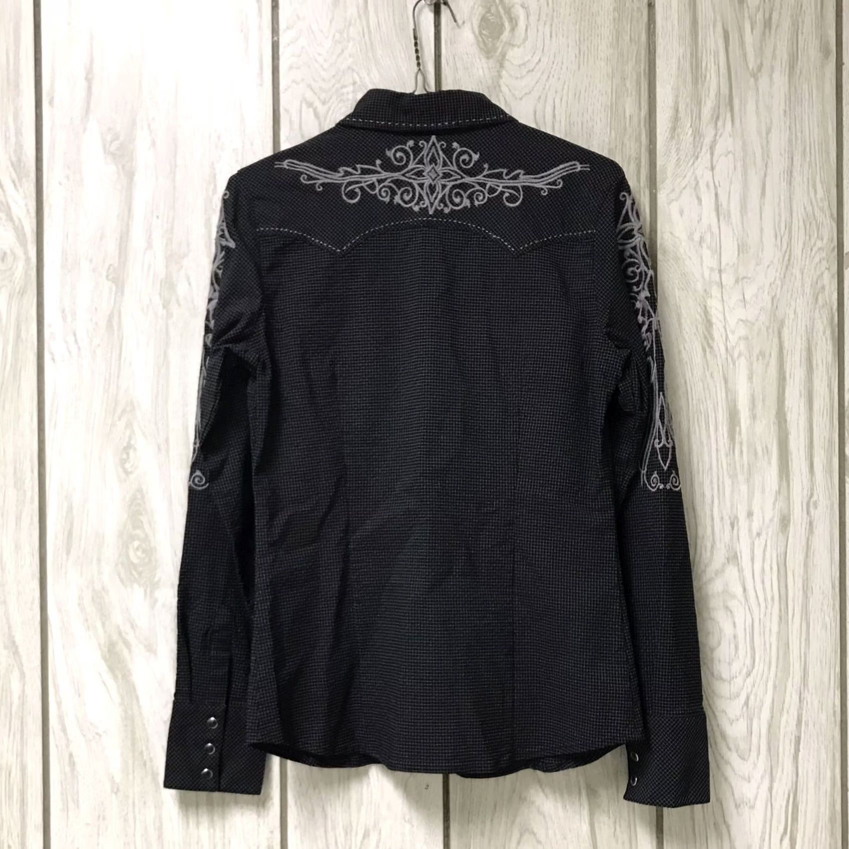 Vintage VINTAGE Adiktd Women Black Grid Check Western Embroidered Button-Up Long Sleeve Shirt S Size S / US 4 / IT 40 - 2 Thumbnail