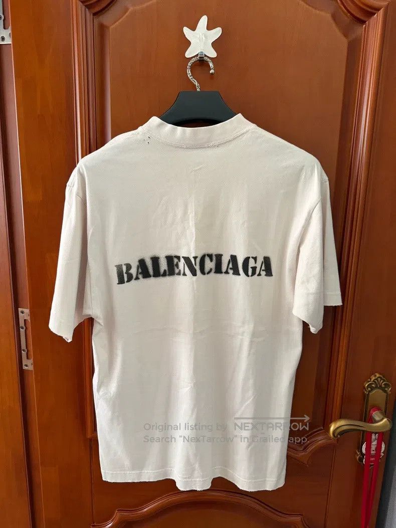 Balenciaga Balenciaga Front and back blurred logo short sleeve off-wh Size US XXS / EU 40 - 2 Thumbnail