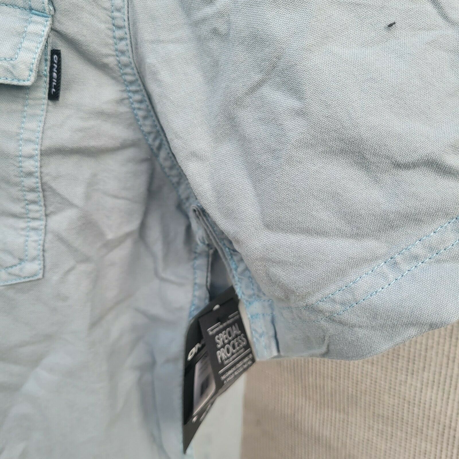 O'Neill Men's O'Neill Button-Up Shirt. Size Medium. Size US M / EU 48-50 / 2 - 5 Thumbnail