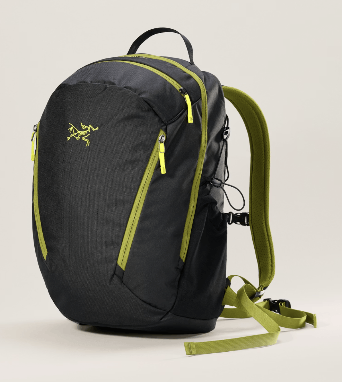 Arc'teryx RARE Arc'teryx Mantis 26L Backpack Black / Olive Moss Size 26 - 1 Thumbnail