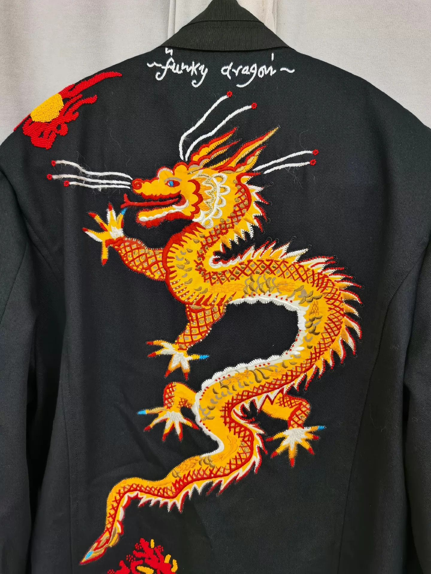 Valentino Valentino Year of the Dragon Gold 3D Embroidered Jacket 48 Size US M / EU 48-50 / 2 - 3 Thumbnail