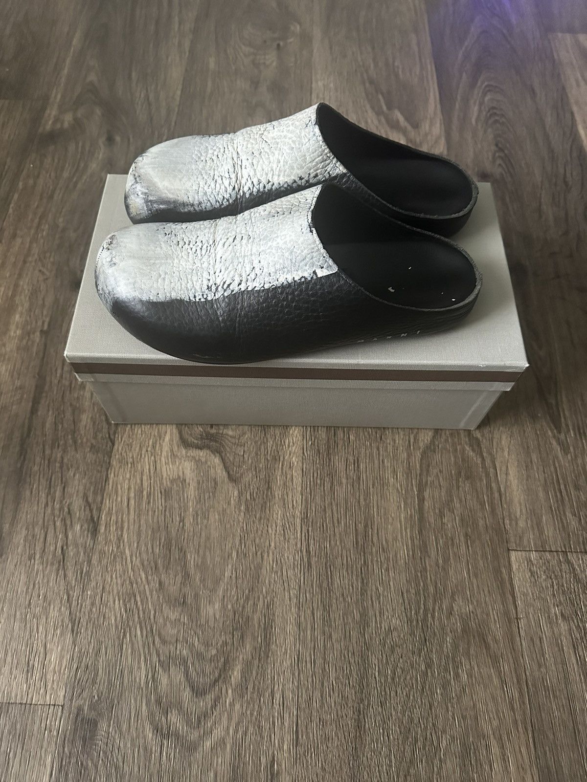 Marni Marni Painted Leather Slip Ons Size US 9.5 / IT 39.5 - 3 Thumbnail