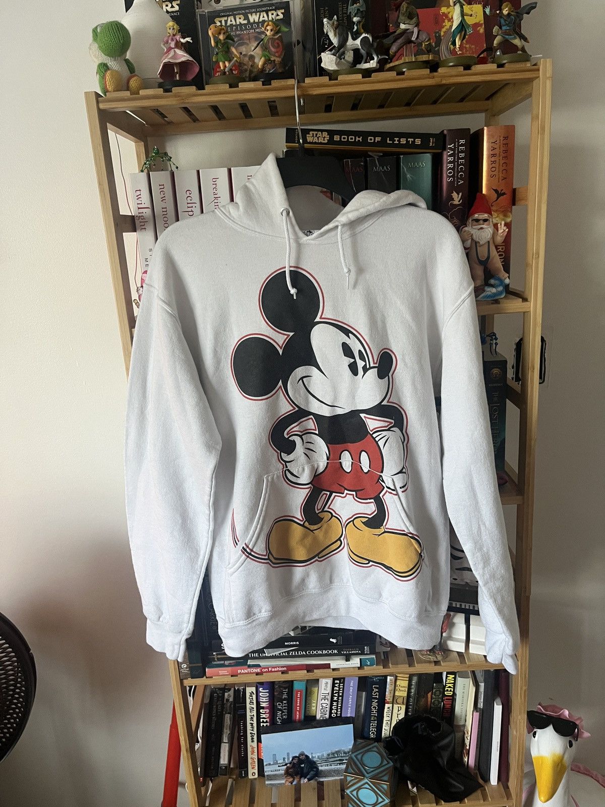 Disney Disney Parks Mickey Mouse White Hoodie Size Small Size US S / EU 44-46 / 1 - 1 Thumbnail