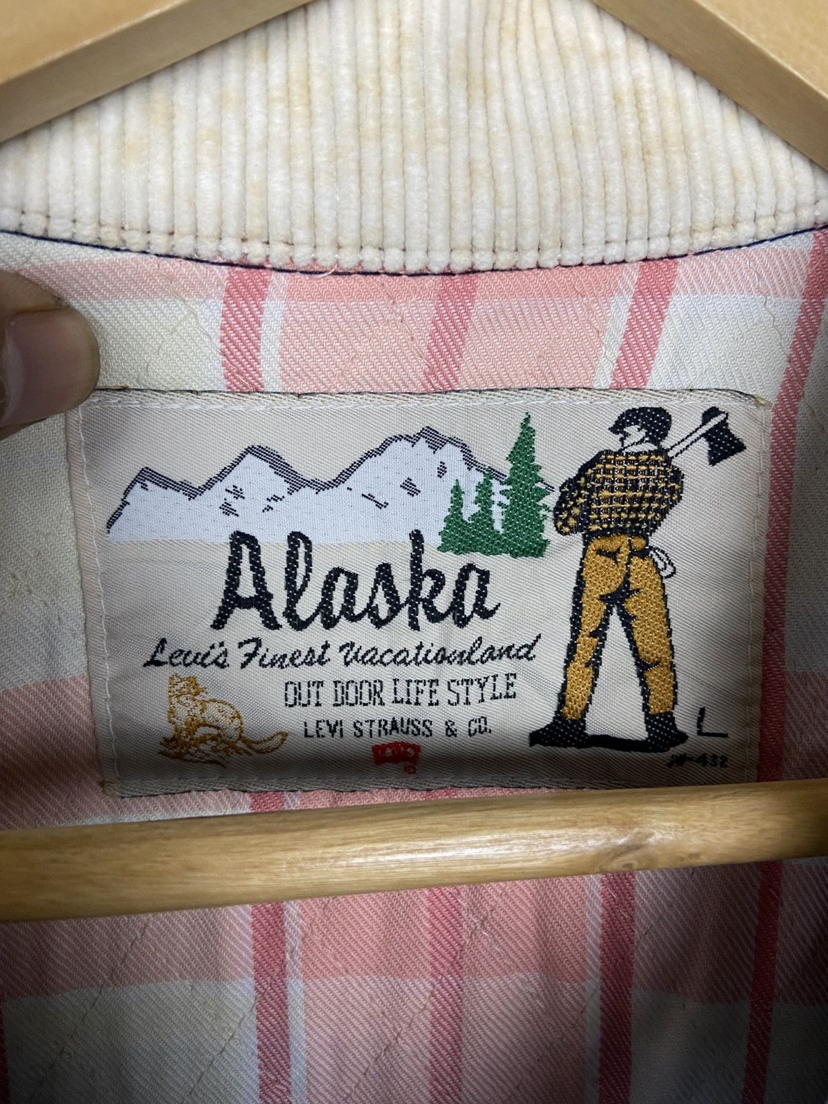 Levi's Vintage Clothing VINTAGE 80s LEVIS ALASKA WASHSTONE KING OF RIVER DENIM Size US L / EU 52-54 / 3 - 10 Thumbnail