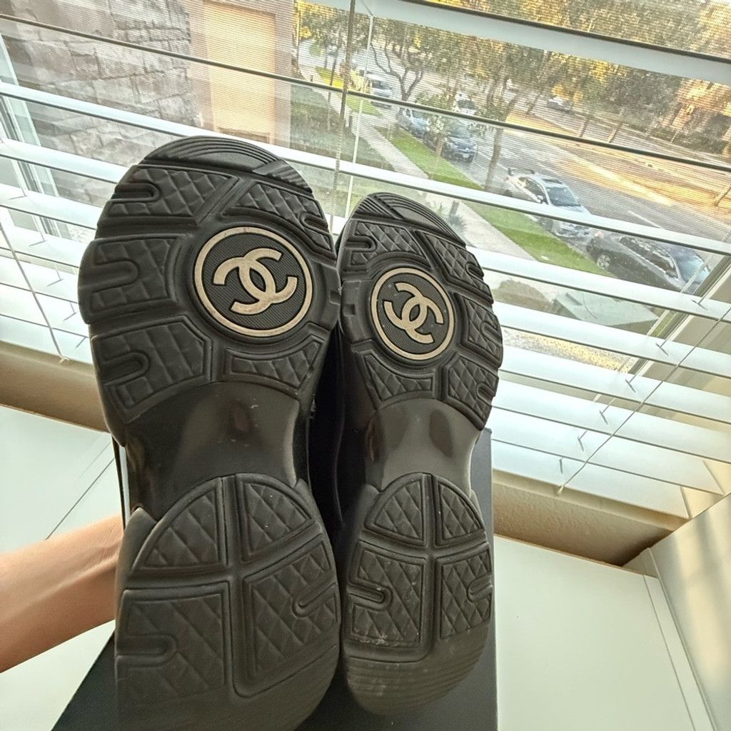 Chanel Chanel Interlocking CC Black Sneakers Size US 6.5 / IT 36.5 - 7 Thumbnail