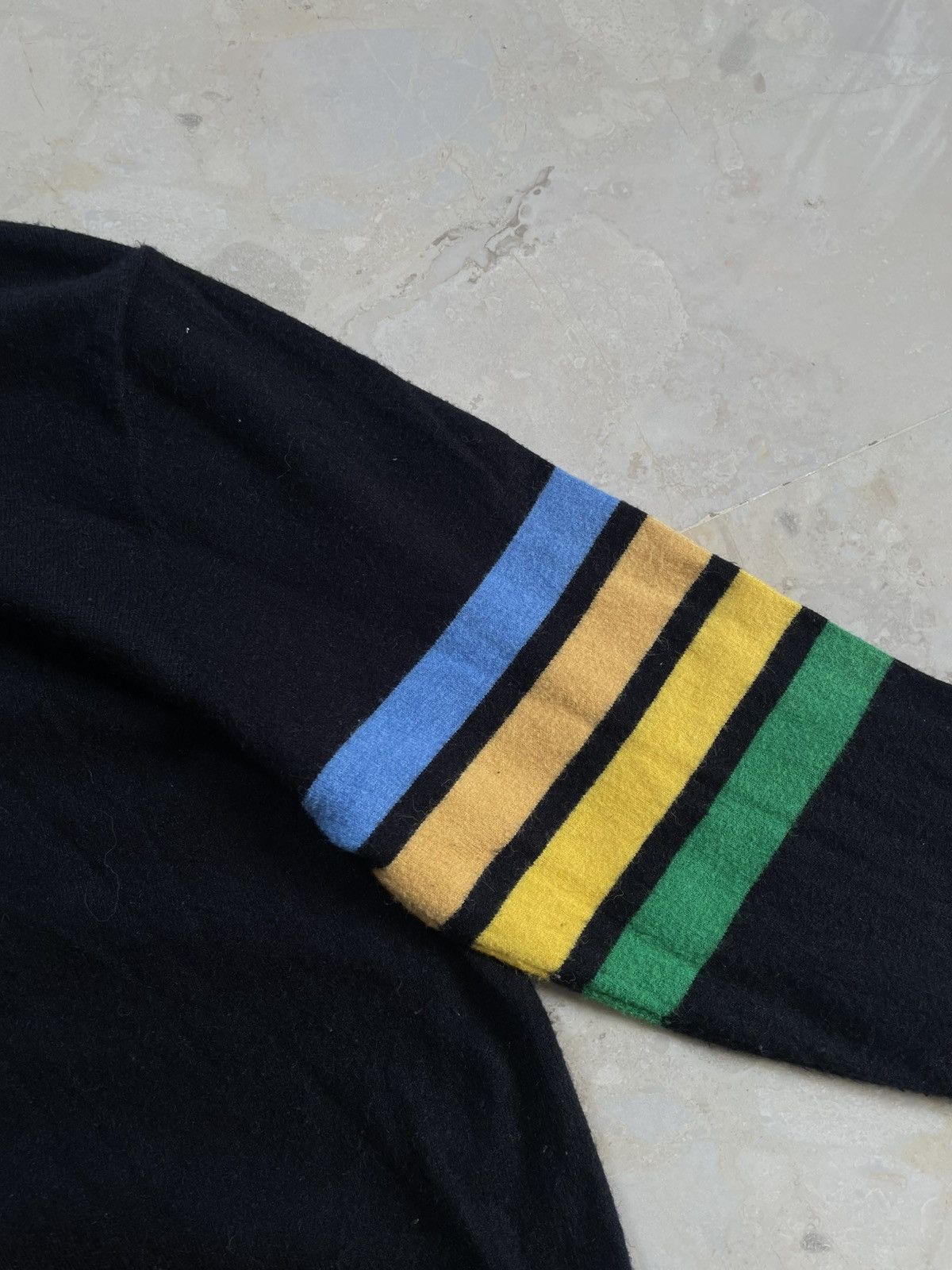 Thom Browne Thom Browne Classic Merino Wool 4-Bar Crewneck Sweater Size US S / EU 44-46 / 1 - 3 Thumbnail