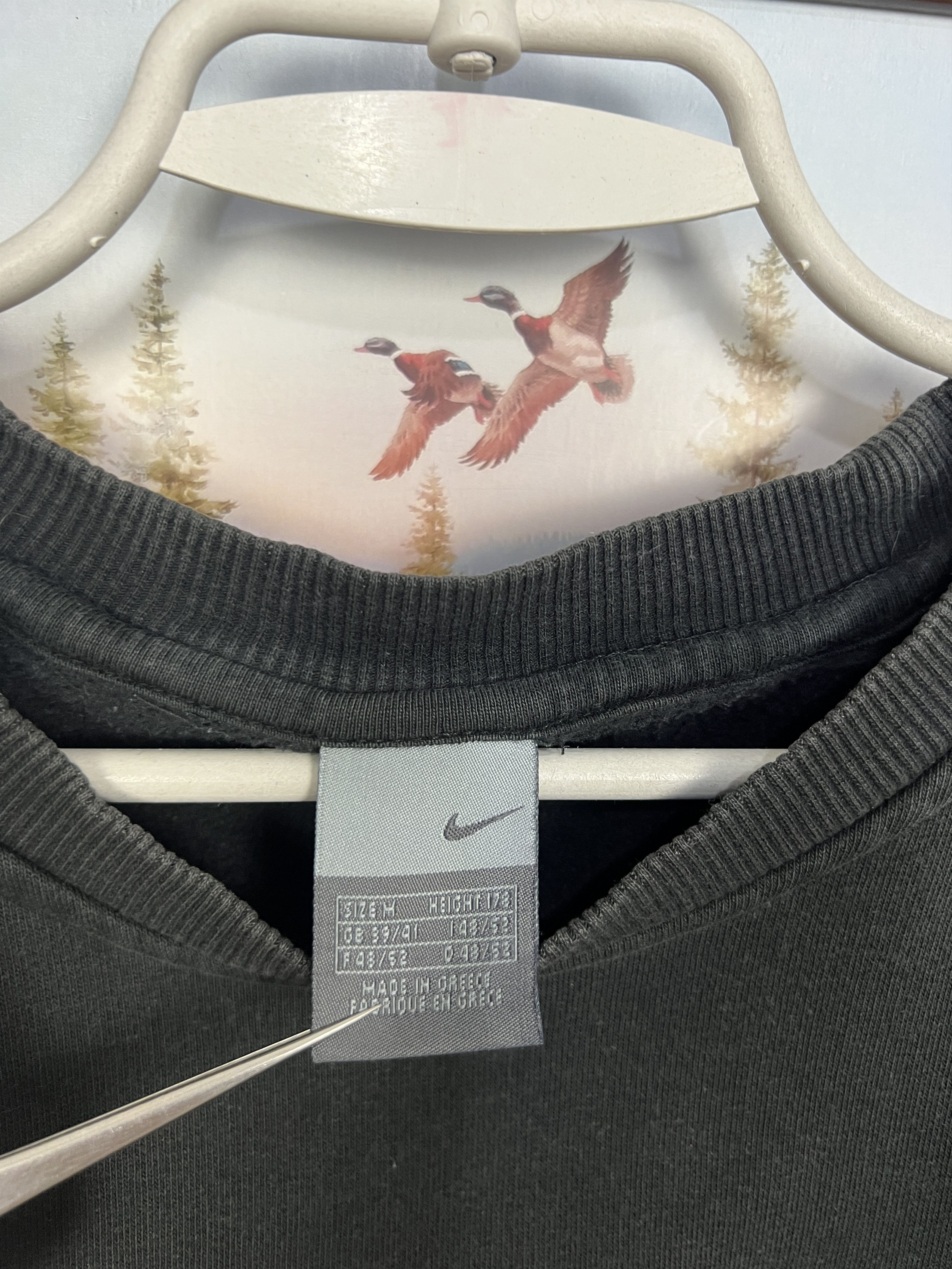 Nike Vintage 2000's Big Swoosh Center Logo Sweatshirt Crewneck Size US M / EU 48-50 / 2 - 6 Thumbnail