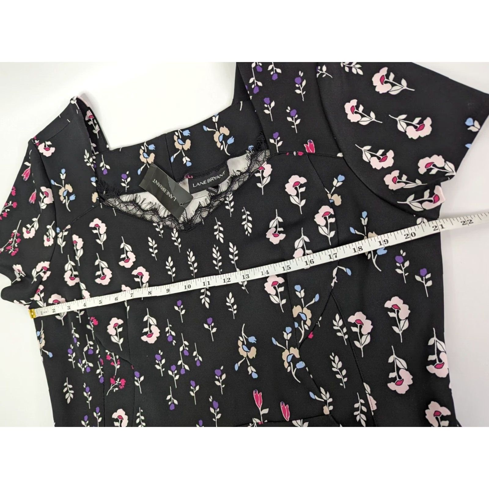 Vintage NWT Lane Bryant Black Floral Dress Short Sleeve V-Neck Slimming Size 18/20 Women Plus Midi Dress Size 40" / US 18 - 5 Thumbnail