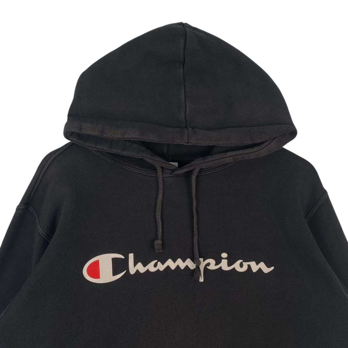 Champion Vintage Champion Embroidered Hoodie Sweater Black Size L Size US L / EU 52-54 / 3 - 4 Thumbnail