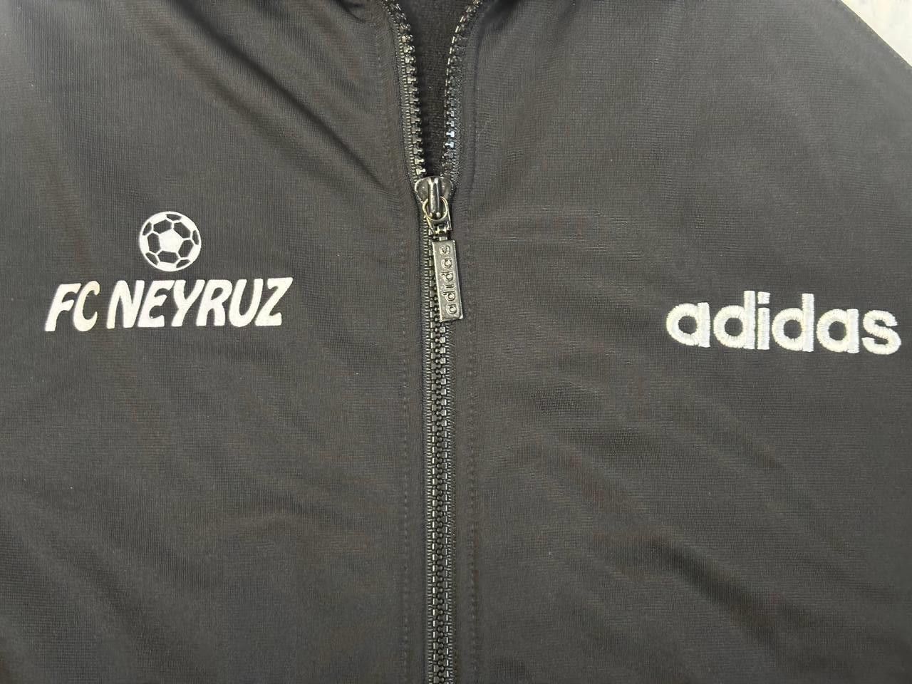 Adidas Vtg 90s Adidas Trefoil FC Neyruz Track Jacket L Size US L / EU 52-54 / 3 - 8 Thumbnail