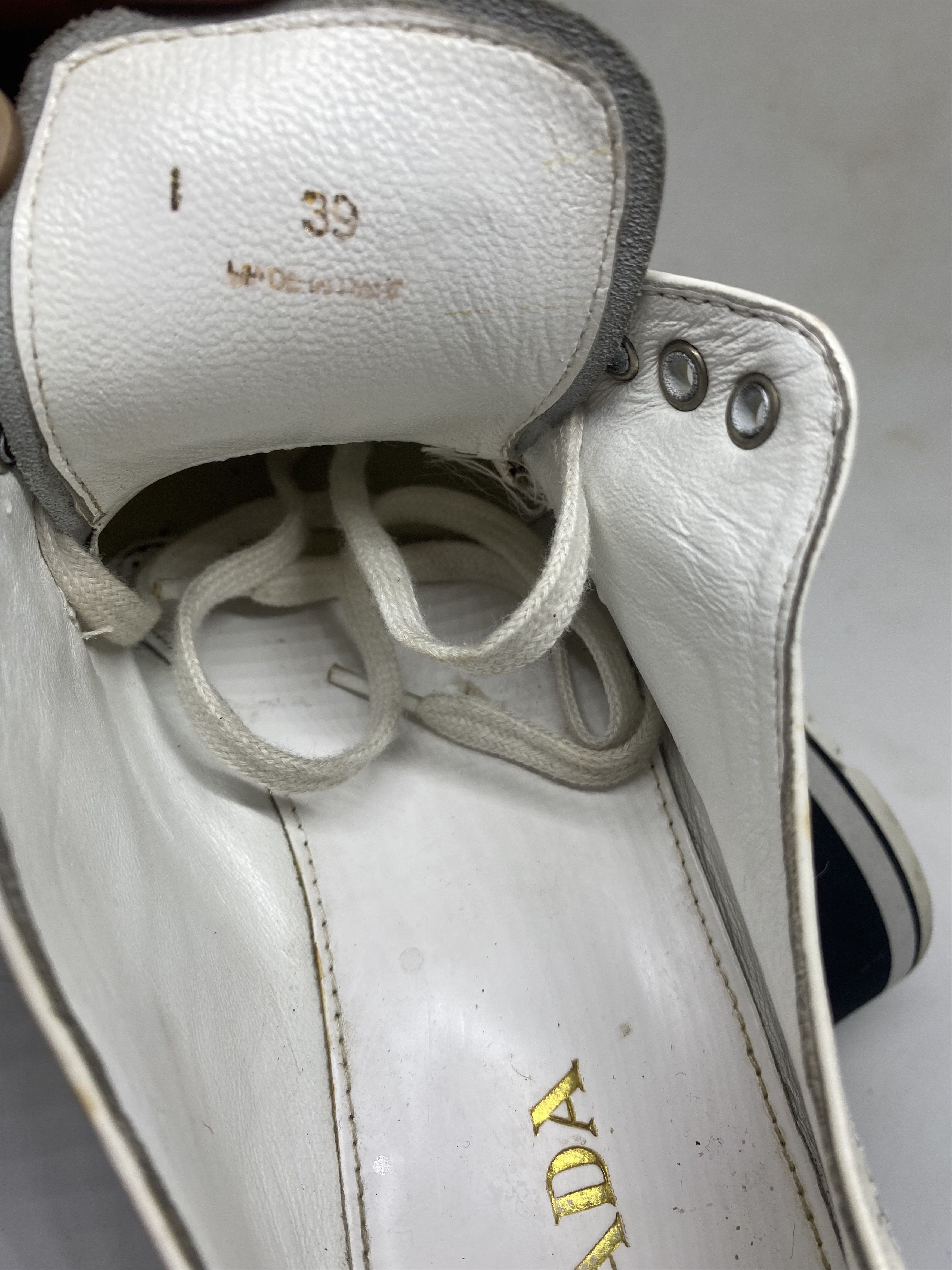 Prada Vintage prada white size 39 Size US 9 / EU 42 - 8 Thumbnail
