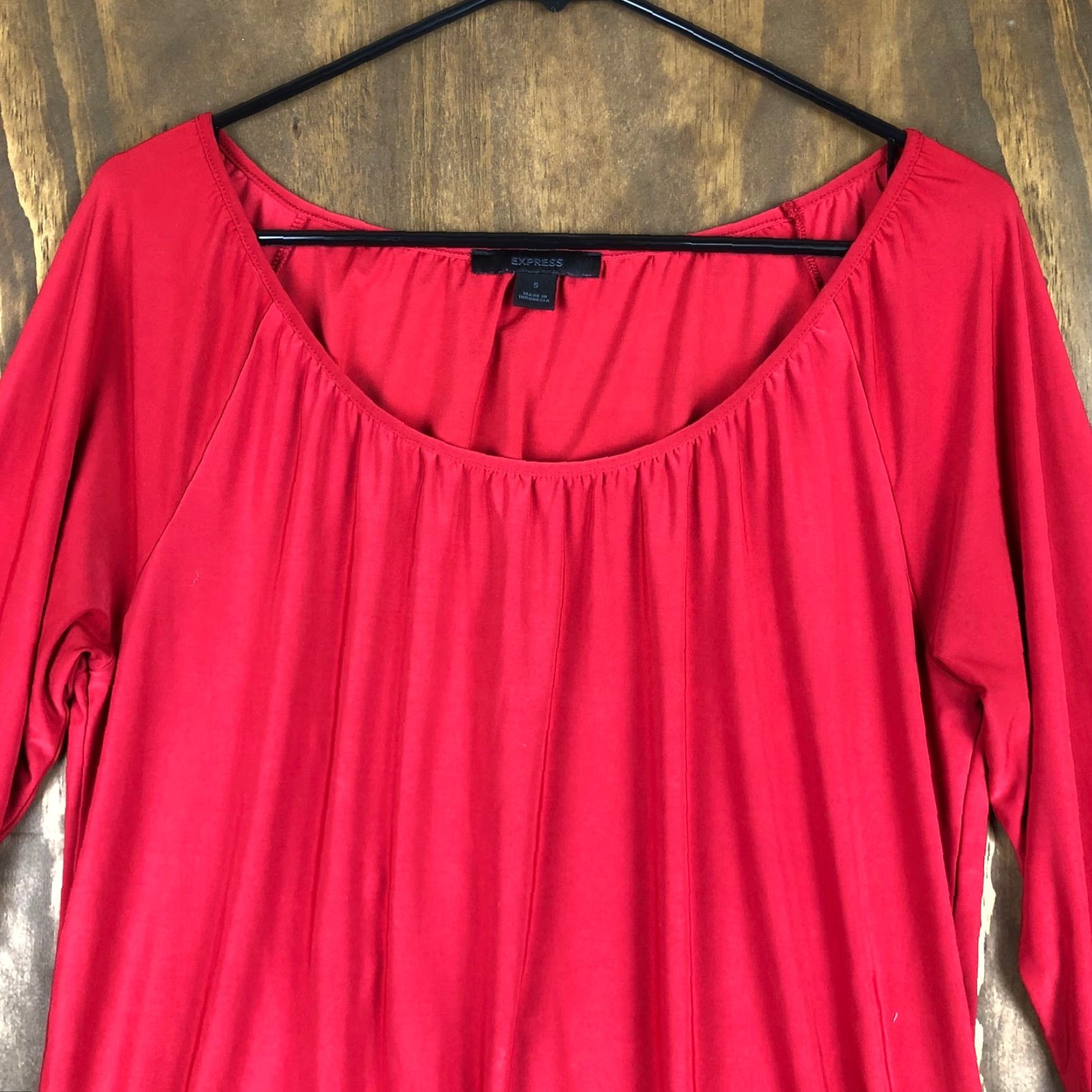 Express Express Shirt Women Red Blouse 3/4 Sleeve Round Neck Stretch S Size S / US 4 / IT 40 - 2 Thumbnail