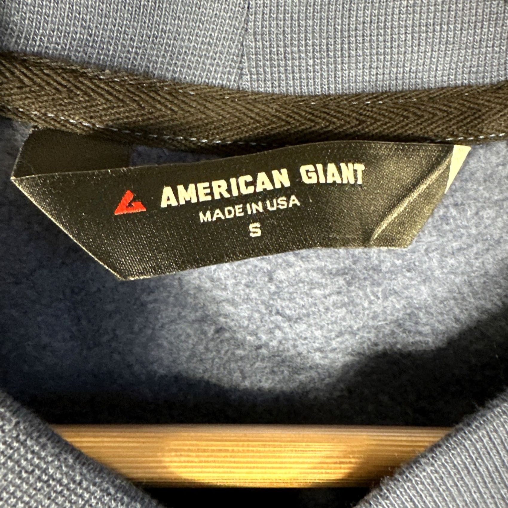 Vintage VINTAGE American Giant Mens Snap Henley Sweatshirt Blue Cotton Fleece USA Small Size US S / EU 44-46 / 1 - 4 Thumbnail