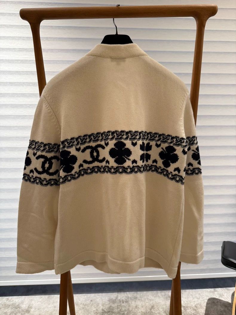 Chanel Chanel Clover Wool Cardigan Size 38 -2505 Size US M / EU 48-50 / 2 - 2 Thumbnail
