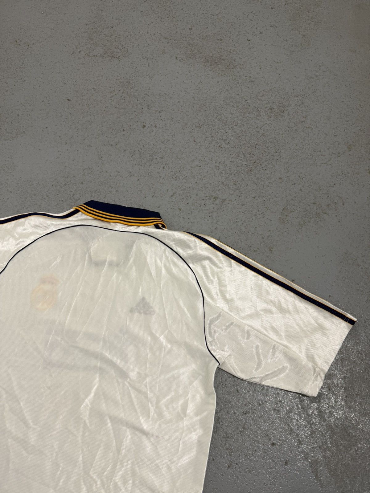 Adidas Vintage 1998/2000 Adidas Real Madrid Soccer Jersey Size US M / EU 48-50 / 2 - 15 Thumbnail