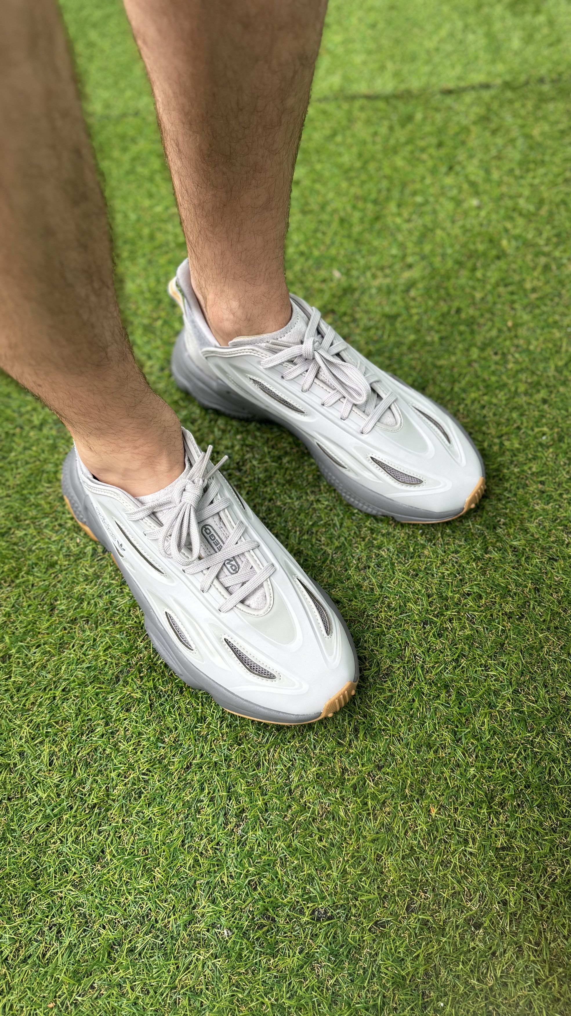 Adidas Adidas Ozweego Celox Size US 10.5 / EU 43-44 - 5 Thumbnail