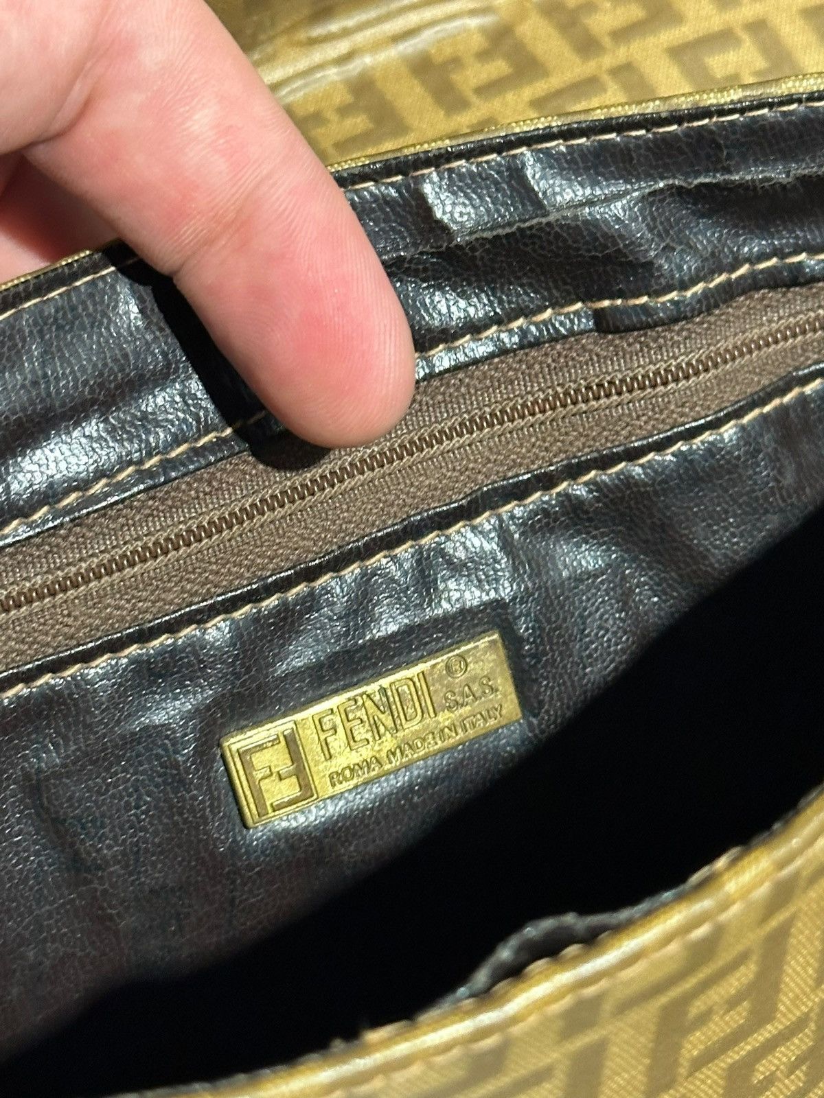 Fendi Vintage Fendi Zucca Monogram Shoulder Bag Size ONE SIZE - 7 Thumbnail