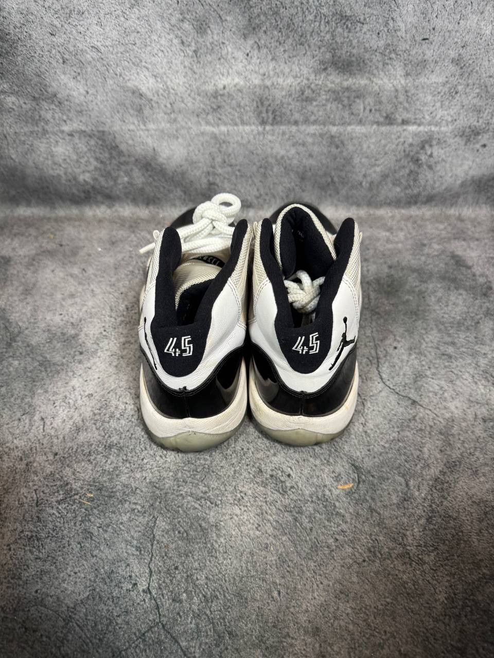 Jordan Brand Size 6Y | Jordan 11 Concord No Box | Pre-Owned Size US 6 / EU 39 - 3 Thumbnail