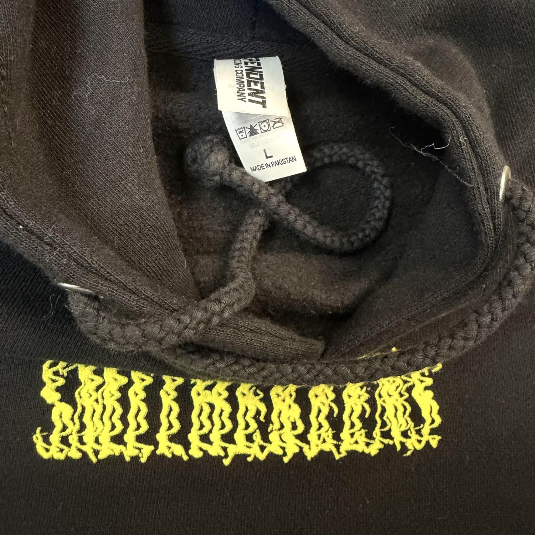 Vintage Joji Smithereens Tour Hoodie Mens Large Black Pullover Embroidered Concert Size US L / EU 52-54 / 3 - 4 Thumbnail