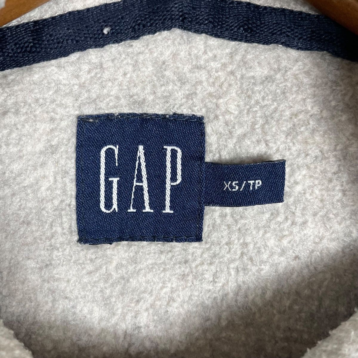 Gap Vintage GAP Fleece Hoodie Pullover Sweatshirt Size US XS / EU 42 / 0 - 7 Thumbnail