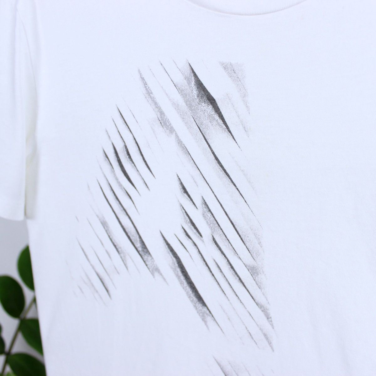 Armani Exchange Vintage Armani Exchange Short Sleeve T-shirt Size US S / EU 44-46 / 1 - 3 Thumbnail