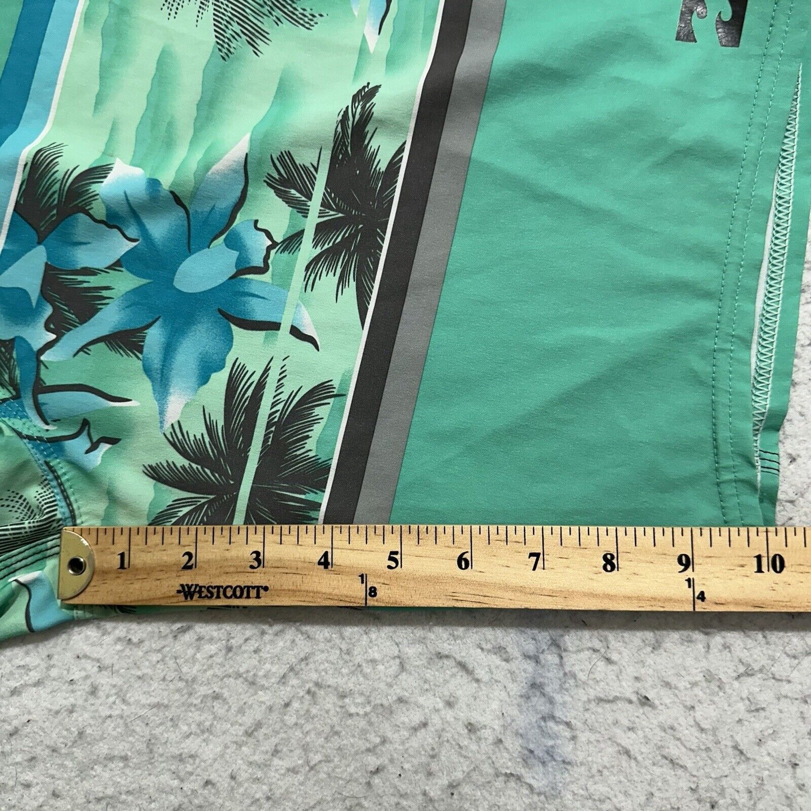 Billabong Billabong Platinum 28 Mint Green Palm Tree Swim Trunks Size US 28 / EU 44 - 15 Thumbnail