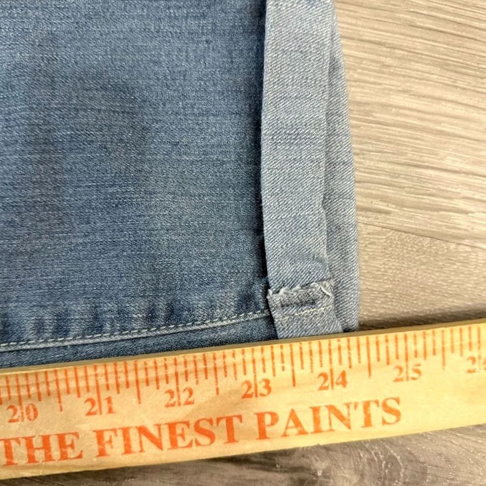 Jessica Simpson Jessica Simpson Forever Jeans Women’s 30 Light Blue Denim Capri 5-Pocket Stretch Mid Rise Jeans Size 30" / US 8 / IT 44 - 5 Thumbnail