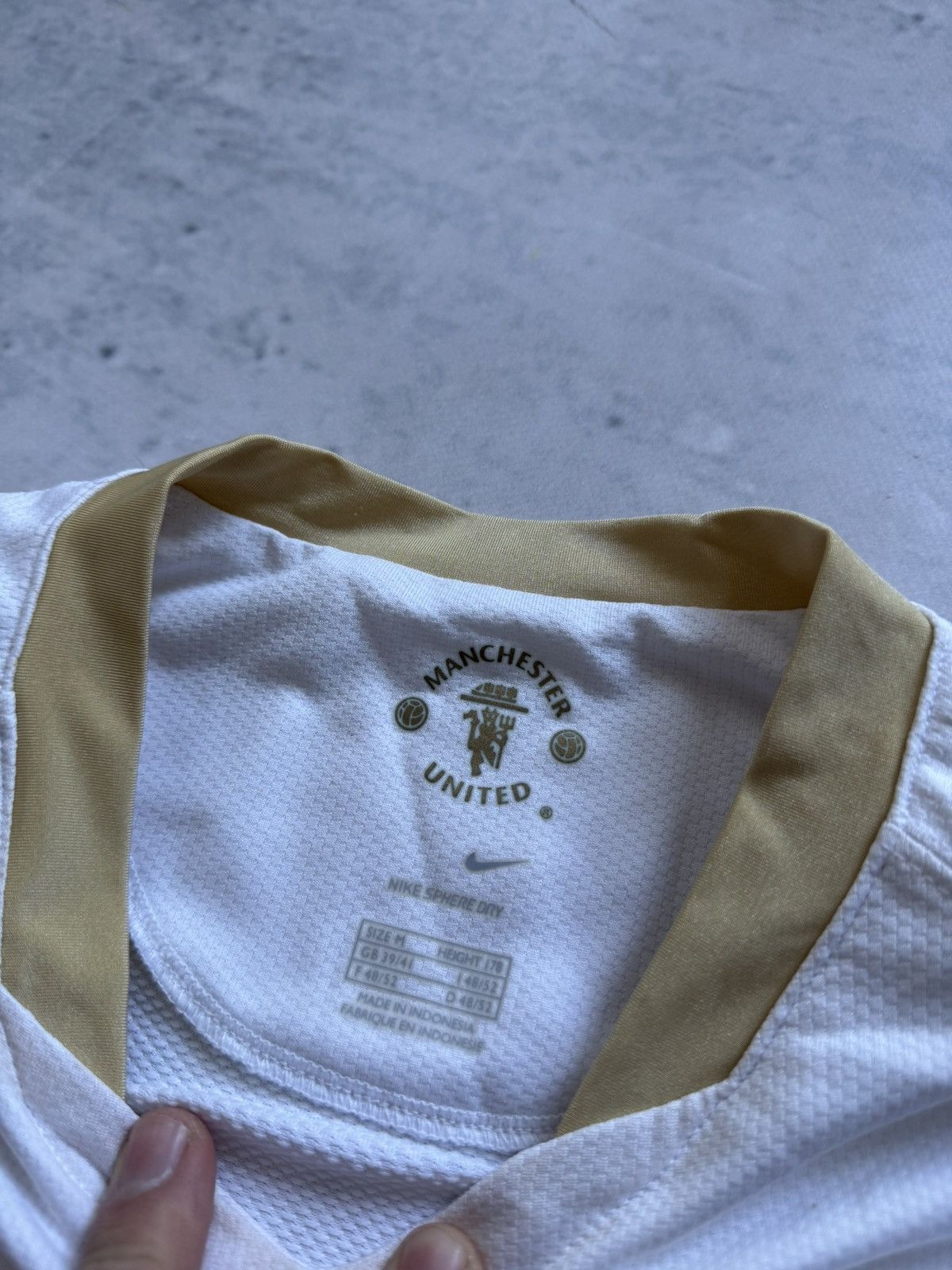 Nike Vintage 00s Manchester Retro soccer jersey rare tee Size US M / EU 48-50 / 2 - 4 Thumbnail
