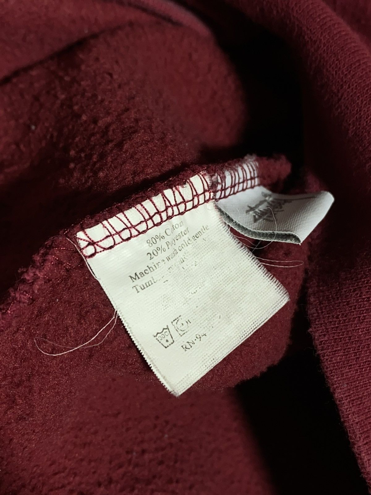 Stussy 🔥 STÜSSY WORLD TOUR CREWNECK BURGUNDY NYC LA PARIS VIBES Size US L / EU 52-54 / 3 - 16 Thumbnail