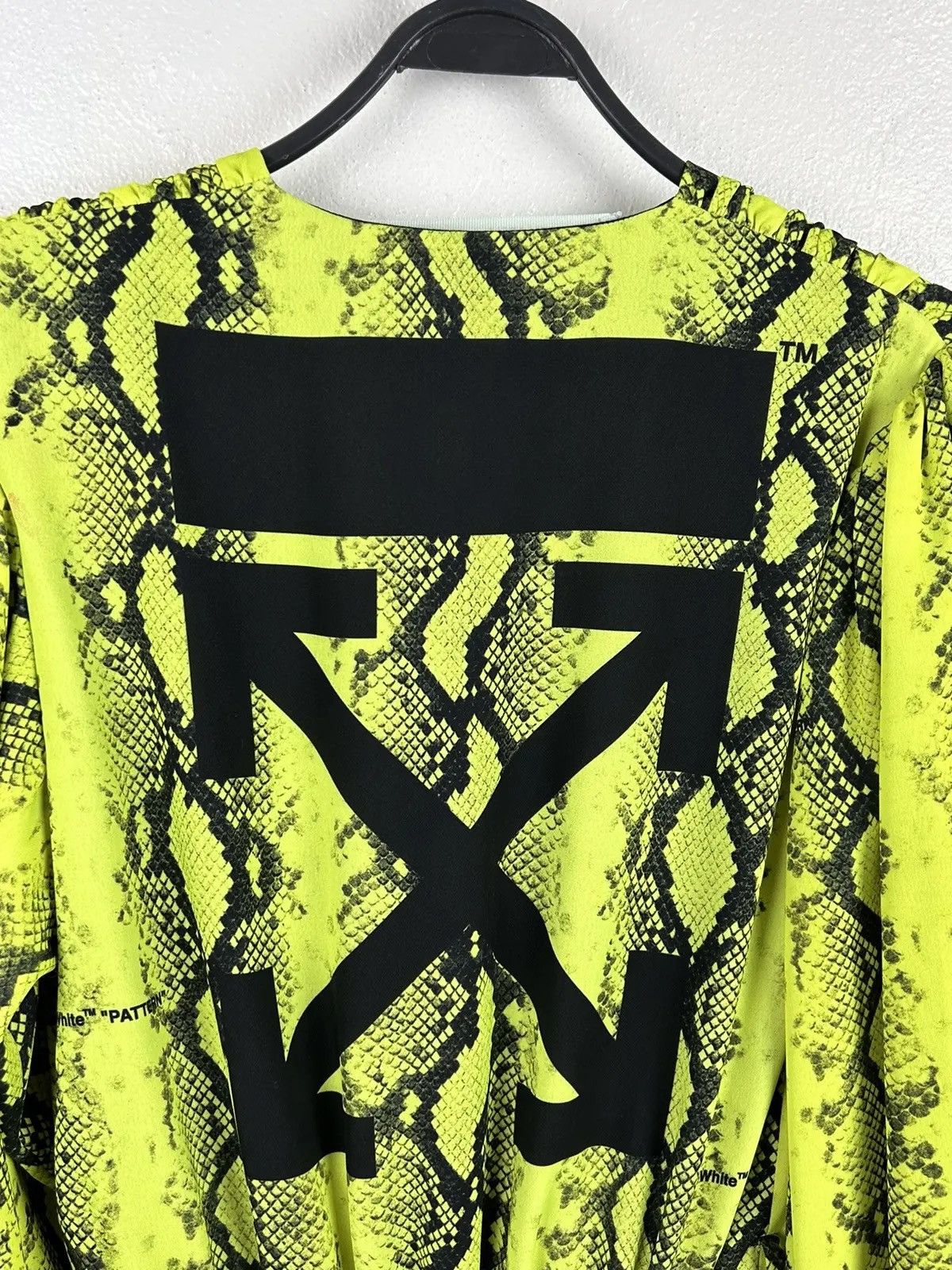 Off-White Off-White 80s Deep V Python Print Mini Dress In Yellow Size S / US 4 / IT 40 - 3 Thumbnail