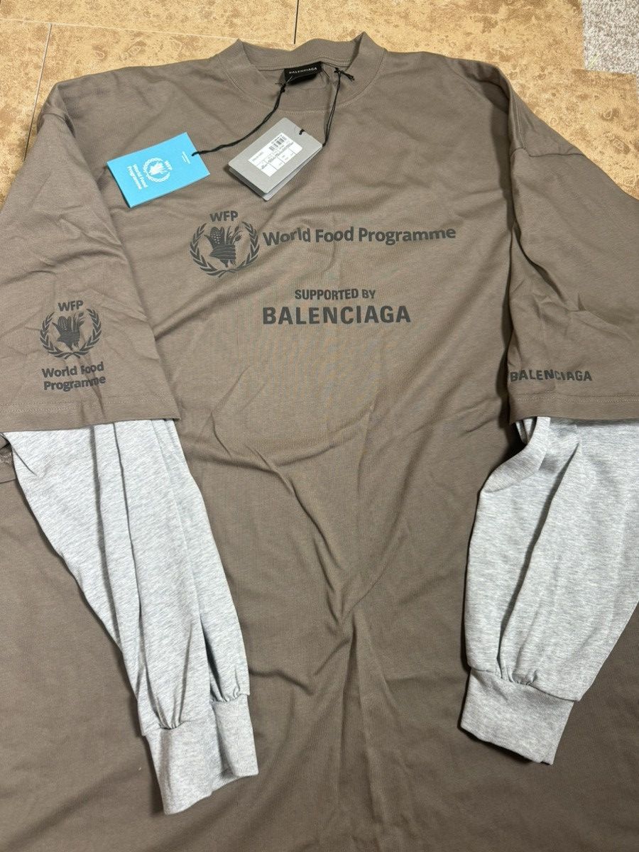 Balenciaga Balenciaga World Food Programme Long Sleeve Size US L / EU 52-54 / 3 - 3 Thumbnail