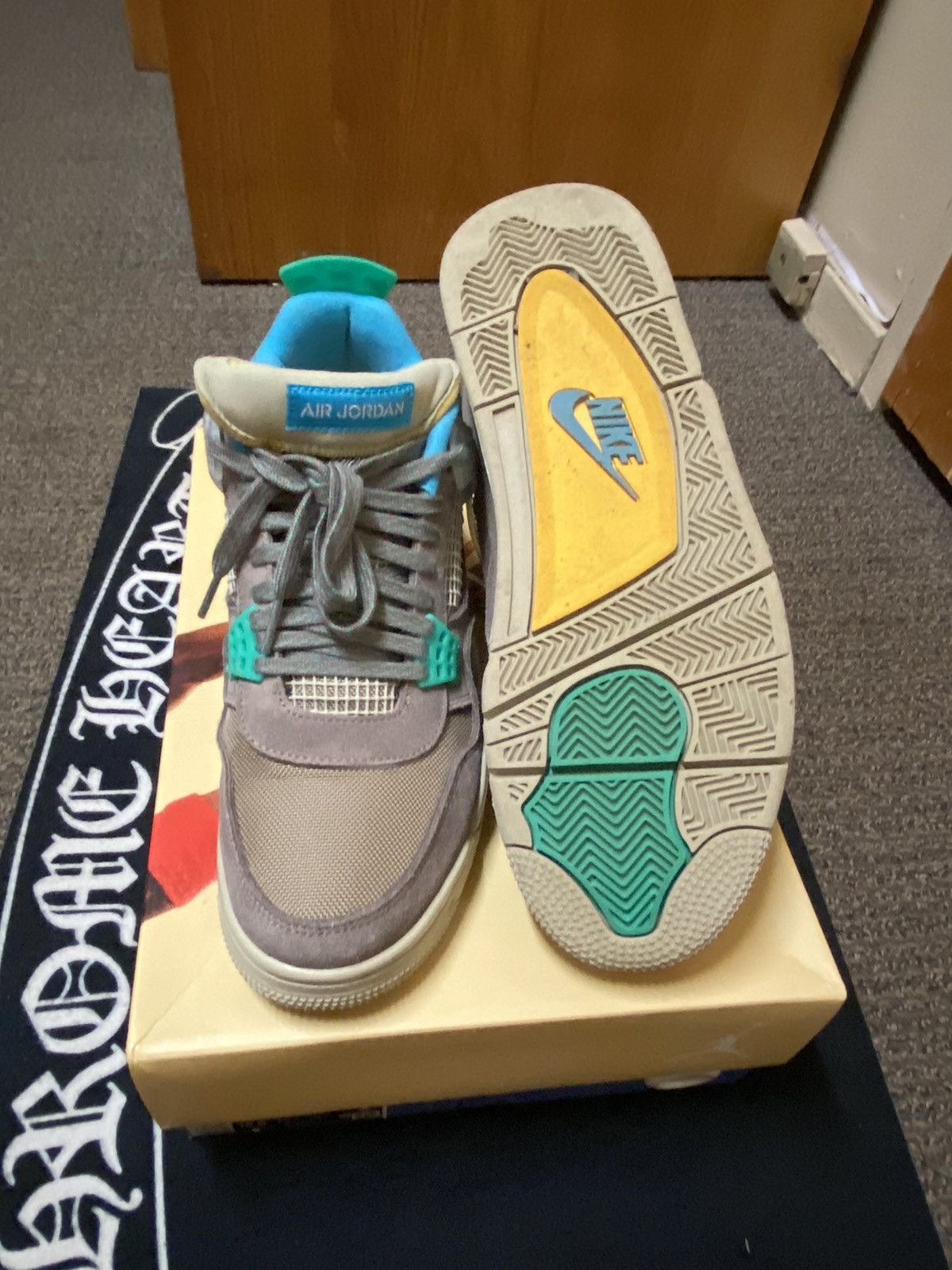 Jordan Brand × Union LA Union La X Air Jordan 4 Retro Taupe Haze Size US 11 / EU 44 - 2 Thumbnail