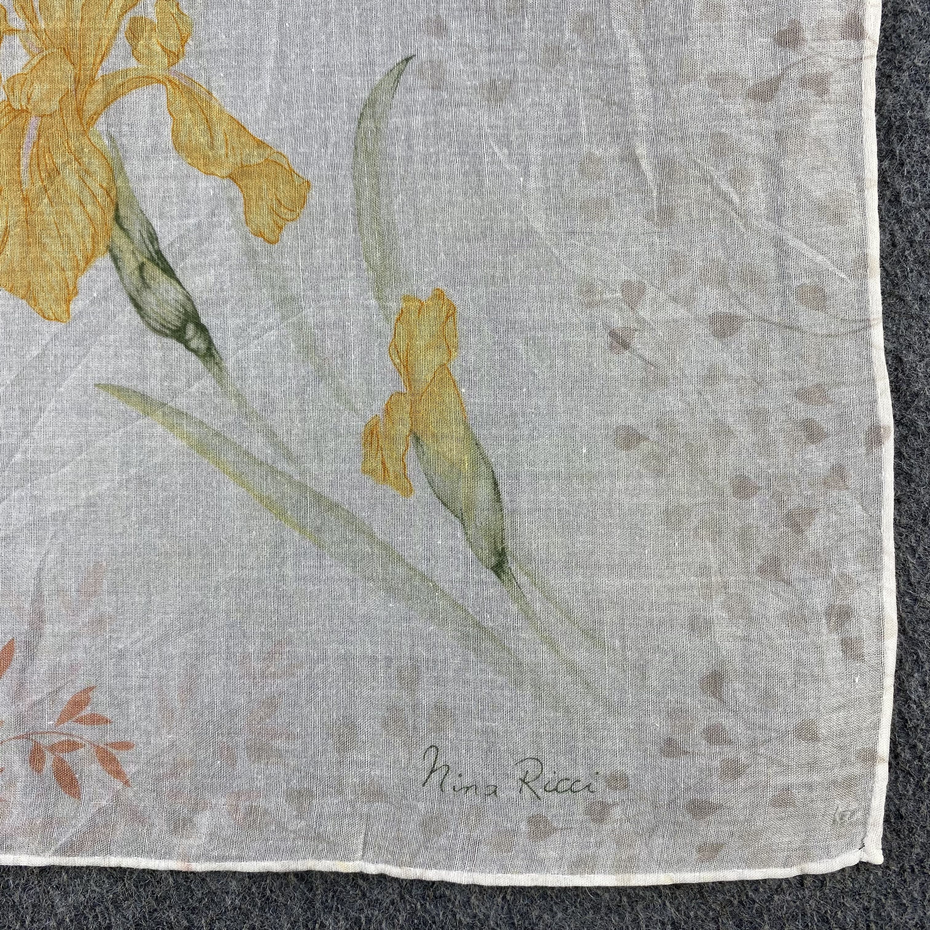 Nina Ricci Nina Ricci Handkerchief/Neckerchief/Bandana HC871 Size ONE SIZE - 3 Thumbnail