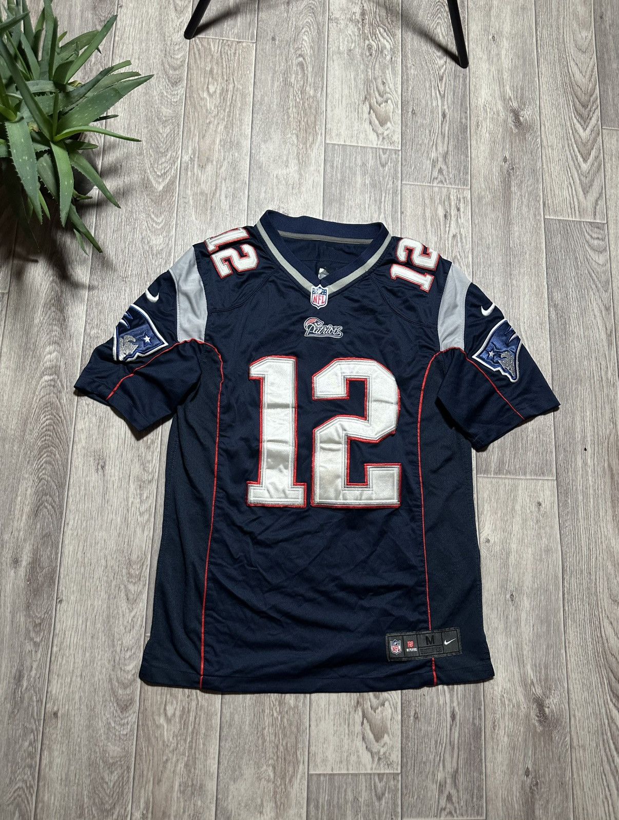 Nike Vintage Nike NFL Patriots Tom Brady 12 Jersey Size US M / EU 48-50 / 2 - 1 Thumbnail