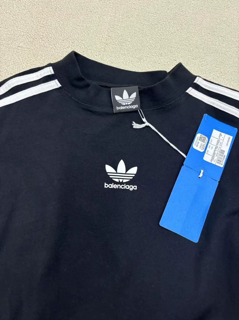 Balenciaga Balenciaga 23ss Adi Co-branded New York Stock Exchange Show Size US M / EU 48-50 / 2 - 4 Thumbnail