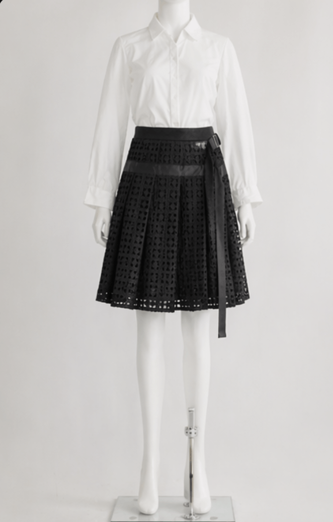 Sacai Sacai - Lace Pleated Apron Wrap Skirts Black Size 28" / US 6 / IT 42 - 6 Thumbnail