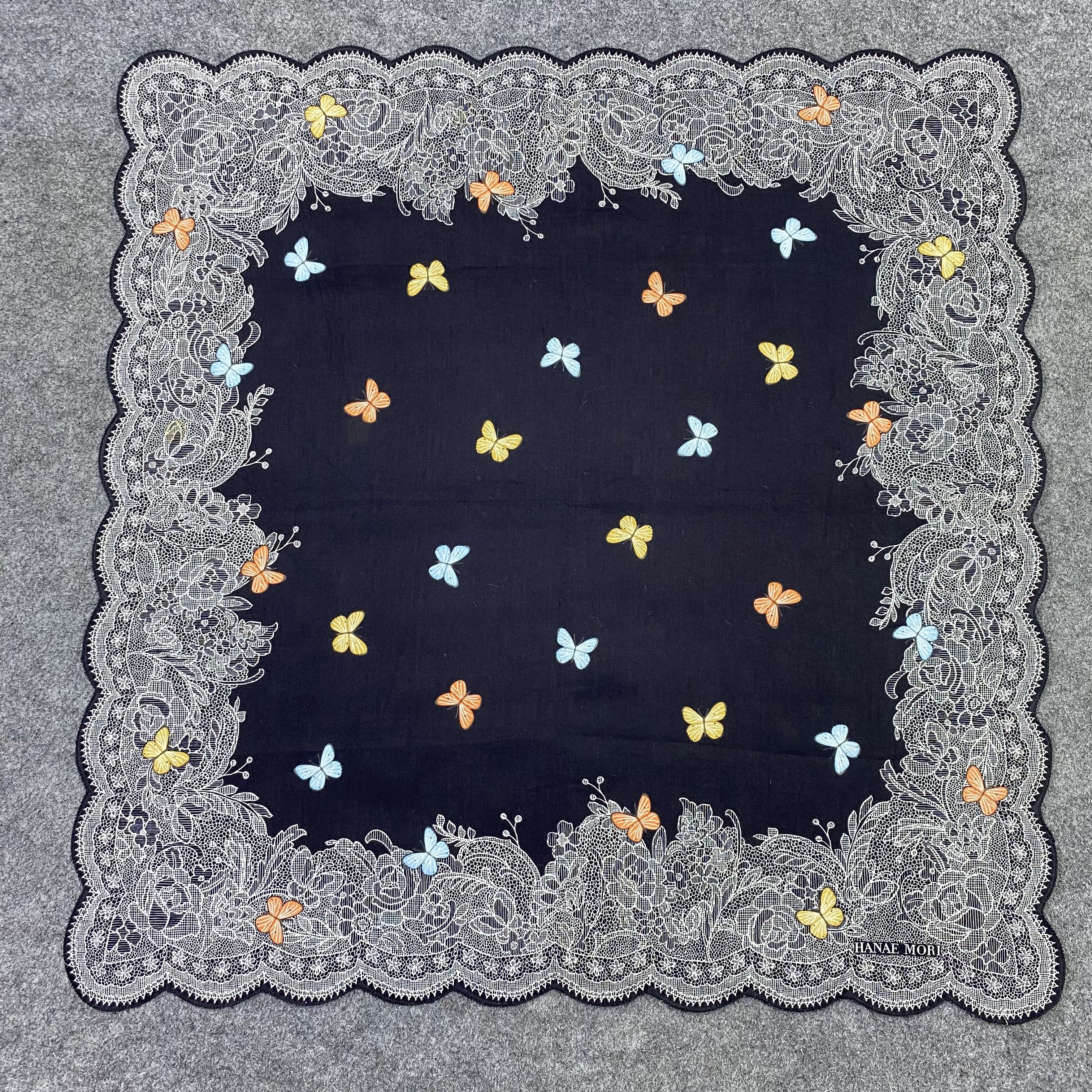 Hanae Mori Hanae Mori Handkerchief Neckerchief Bandana-B1652 Size ONE SIZE - 3 Thumbnail