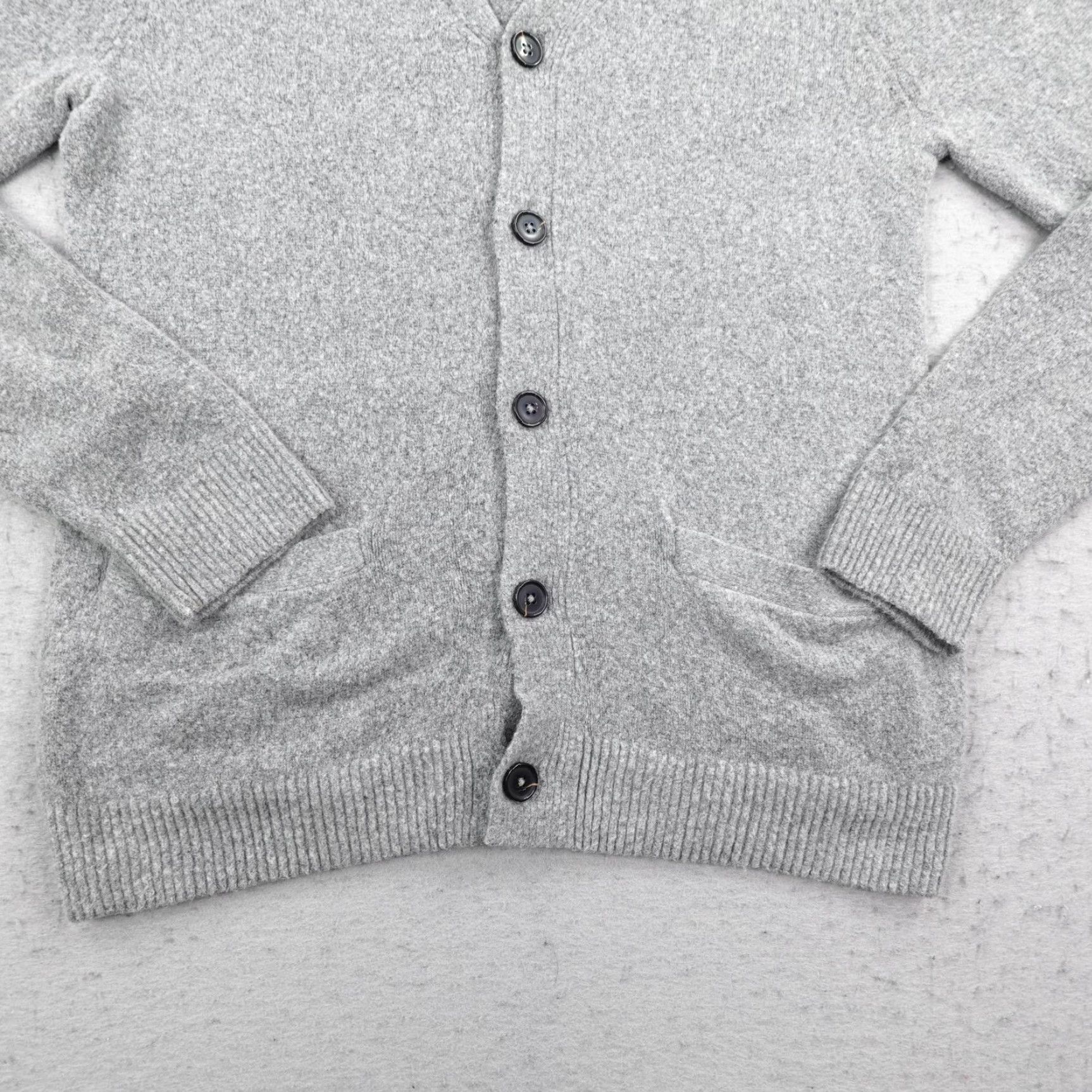 Abercrombie & Fitch Abercrombie & Fitch Sweater Cardigan Mens Medium Gray Knit Button Up V-Neck Pockets Solid Size US M / EU 48-50 / 2 - 3 Thumbnail